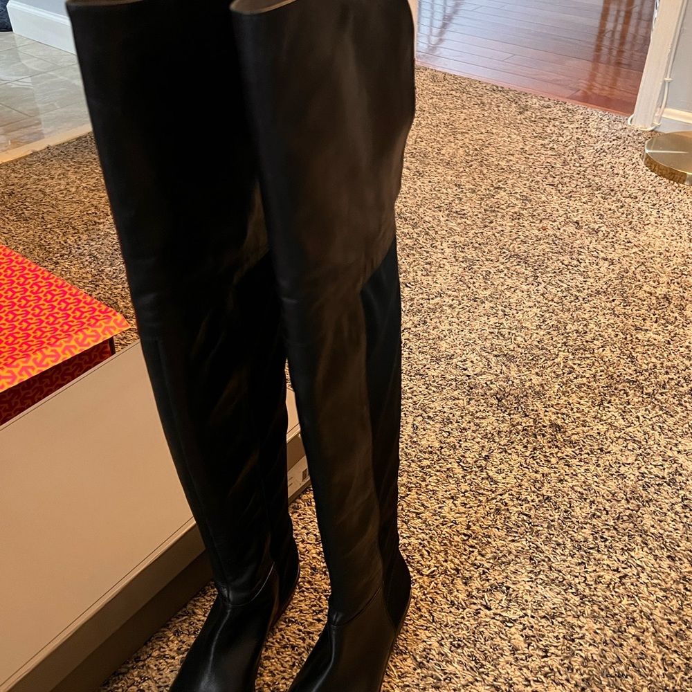 BCBG thigh high boots-black